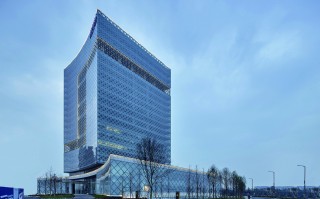 华耀中国科技有限公司 中国银河和君合律所被通报批评 因华耀光电IPO3宗违规